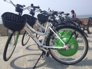 e-bike-sul-lungomare-di-levante-3